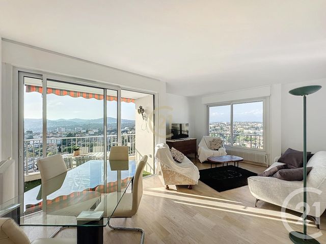 Appartement F3 à louer - 3 pièces - 74.0 m2 - ANTIBES - 06 - PROVENCE-ALPES-COTE-D-AZUR - Century 21 Roi Soleil