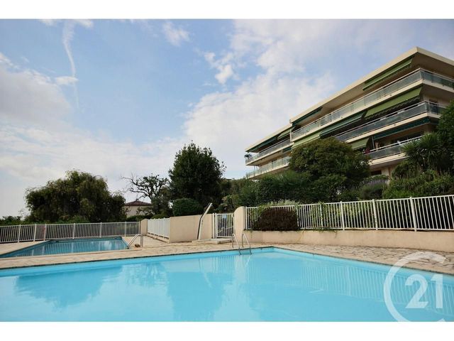 Appartement F3 à vendre - 3 pièces - 65.6 m2 - ANTIBES - 06 - PROVENCE-ALPES-COTE-D-AZUR - Century 21 Roi Soleil